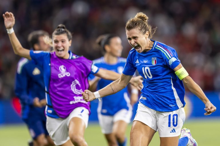 Europei femminili 2025, quarti di finale Italia-Norvegia: ecco a che ora si gioca e dove vederla in tv Europei femminili 2025, quarti di finale Italia-Norvegia: ecco a che ora si gioca e dove vederla in tv