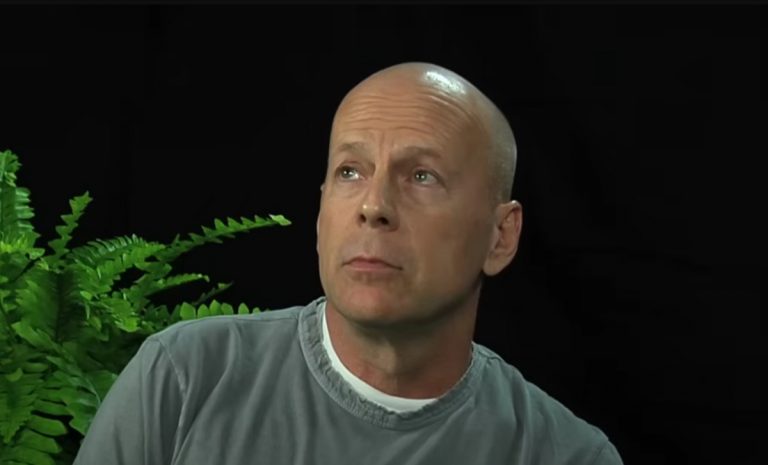 Demenza frontotemporale: cos’è la malattia di cui è affetto Bruce Willis e quali sono i sintomi Demenza frontotemporale: cos’è la malattia di cui è affetto Bruce Willis e quali sono i sintomi