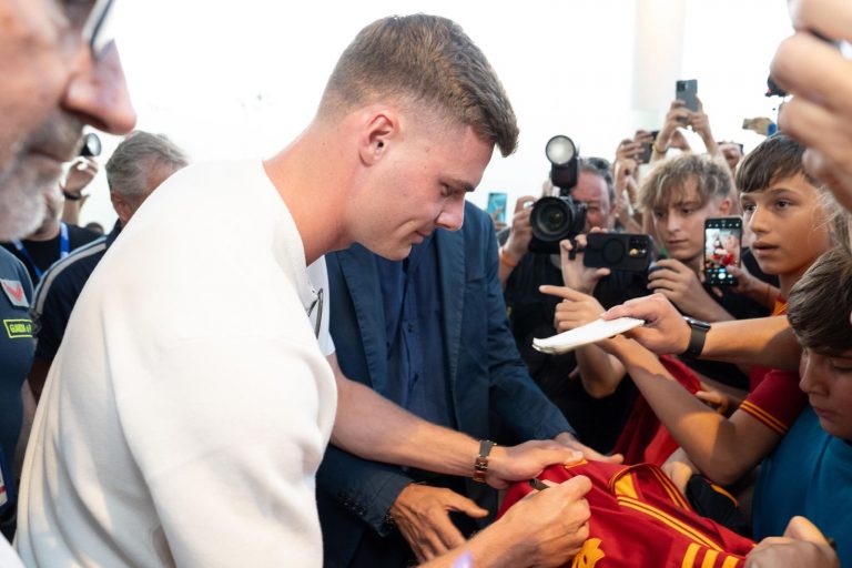 Amichevole Roma-Cannes: ecco a che ora si gioca e dove vederla in tv Amichevole Roma-Cannes: ecco a che ora si gioca e dove vederla in tv