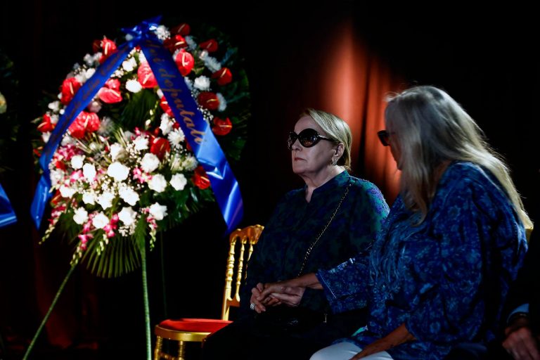 Katia Ricciarelli non sarà presente ai funerali di Pippo Baudo: “Non vado perché…”