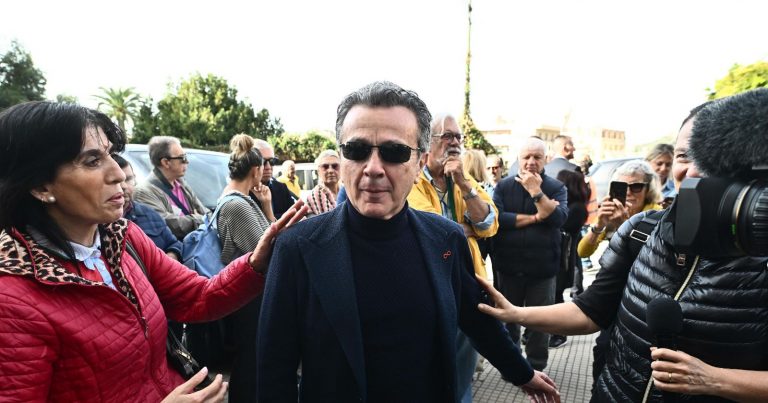 L’addio di Pupo a Pippo Baudo è fuori dal coro: “Desidero ringraziarlo per non avermi mai considerato e…” L’addio di Pupo a Pippo Baudo è fuori dal coro: “Desidero ringraziarlo per non avermi mai considerato e…”