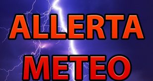 Meteo - Ulteriore peggioramento in Italia, con forti temporali ancora in arrivo: ecco l'allerta rossa della Protezione Civile