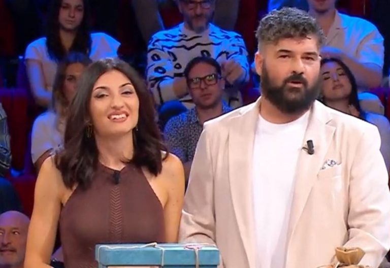 Affari Tuoi, chi è Angelo dall’Abruzzo: ecco quanto ha vinto stasera