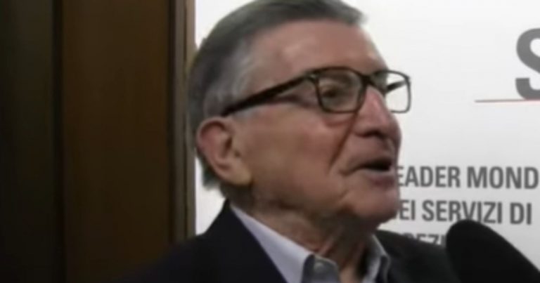 E’ morto Carlo Sassi, addio al giornalista Rai volto celebre di ‘Quelli che il calcio’