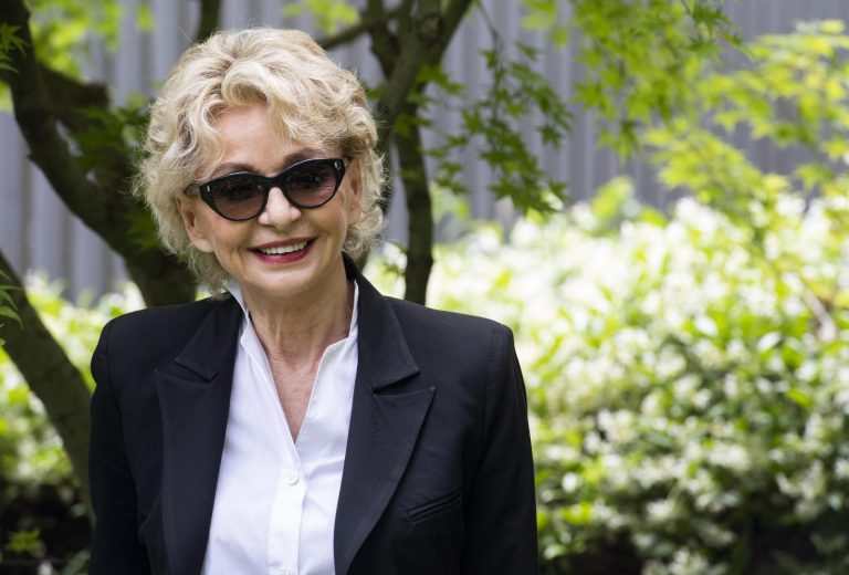 Enrica Bonaccorti ed il tumore, la scoperta della malattia: “Siamo all’inizio e…”