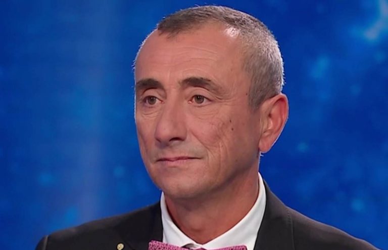 “L’Eredità”, chi è il nuovo campione Gabriele e quanto ha vinto stasera a “La Ghigliottina” “L’Eredità”, chi è il nuovo campione Gabriele e quanto ha vinto stasera a “La Ghigliottina”