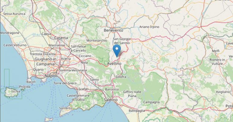 Terremoto in Irpinia, il geologo INGV Maurizio Pignone spiega: “Si è attivata una faglia che sta generando questi terremoti. L’ipotesi è che…” Terremoto in Irpinia, il geologo INGV Maurizio Pignone spiega: “Si è attivata una faglia che sta generando questi terremoti. L’ipotesi è che…”
