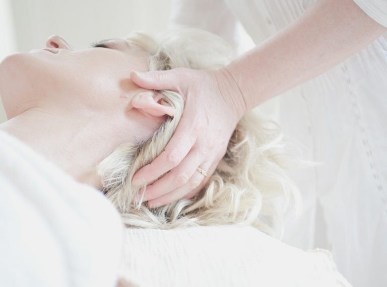 Ansia, con l’autoipnosi possiamo tenerla sotto controllo senza dipendere da nessuno: ecco come funziona Ansia, con l’autoipnosi possiamo tenerla sotto controllo senza dipendere da nessuno: ecco come funziona