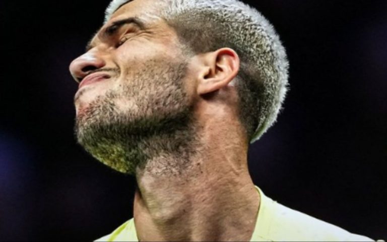 Atp Parigi 2025, Alcaraz eliminato al secondo turno: ecco cosa cambia in classifica per Sinner Atp Parigi 2025, Alcaraz eliminato al secondo turno: ecco cosa cambia in classifica per Sinner