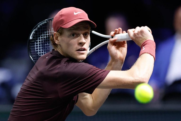 Atp Parigi 2025, il programma di oggi, sabato 1° novembre: a che ora si gioca Sinner-Zverev Atp Parigi 2025, il programma di oggi, sabato 1° novembre: a che ora si gioca Sinner-Zverev