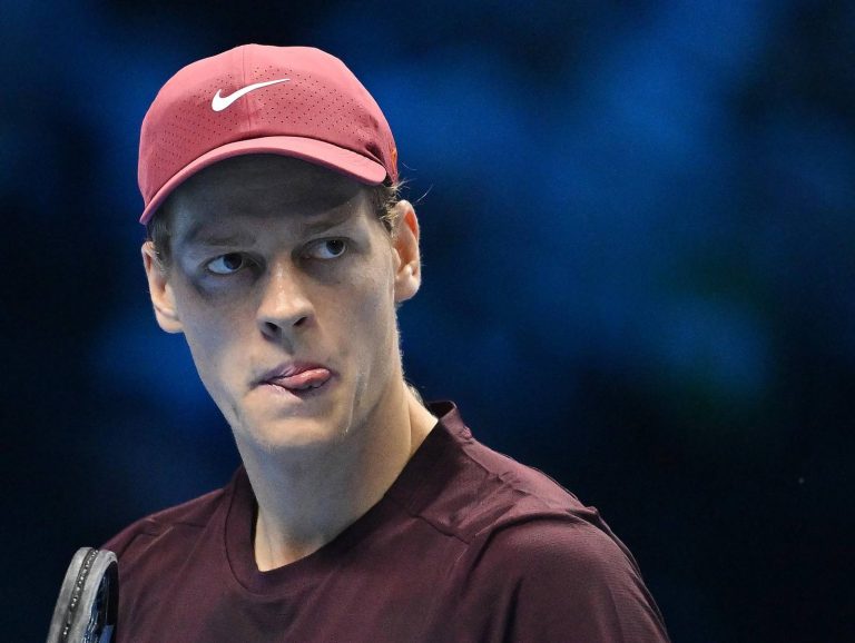 Jannik Sinner, la prima partita del 2026 sarà contro Alcaraz, ufficiale la data e il luogo