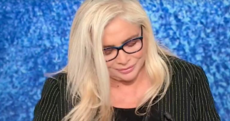 Addio a Ornella Vanoni, il ricordo commosso di Mara Venier: ”Mi chiamava per sapere…”