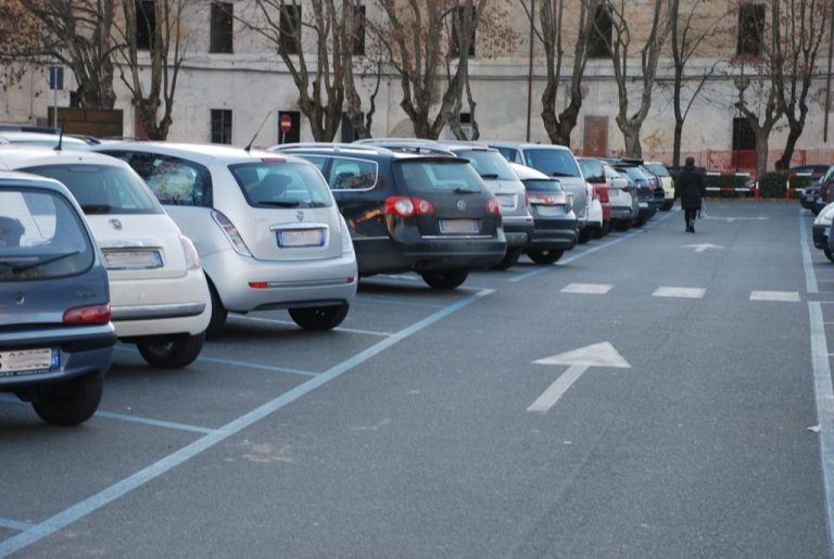 La città italiana dove i parcheggi costano quasi 4 euro l’ora