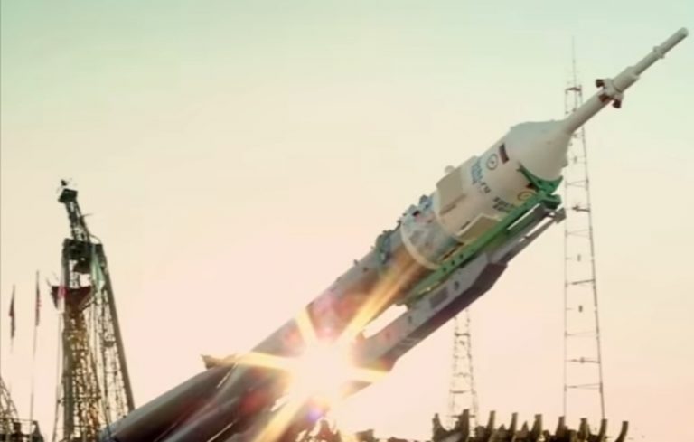 Russia, sospese le missioni spaziale dopo il grave incidente alla rampa di lancio della Soyuz