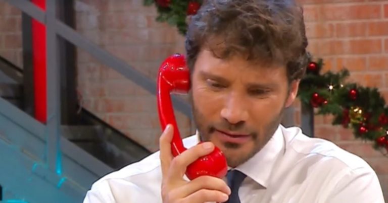 Affari Tuoi non va in onda stasera, ecco perché e quando torna Stefano De Martino