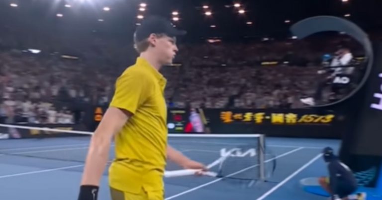 Australian Open 2026, il programma di lunedì 26 gennaio: a che ora giocano Sinner-Darderi e Musetti-Fritz