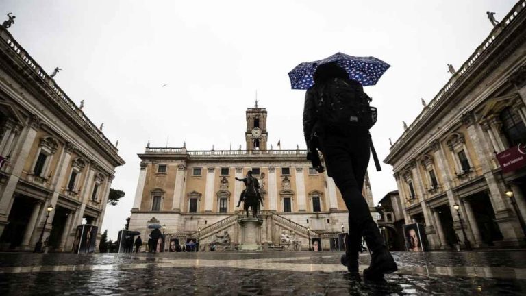 Meteo Roma – Fase perturbata sulla Capitale con piogge frequenti in arrivo: ecco le previsioni
