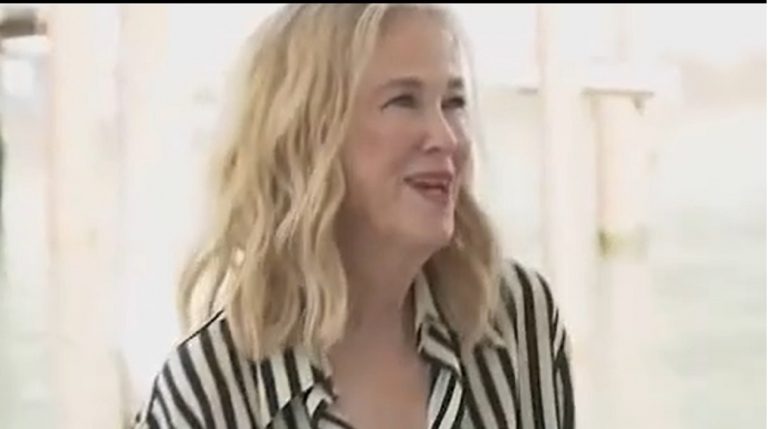 Catherine O’Hara e la diagnosi di destrocardia situs inversus: ecco la rara condizione genetica con la quale era nata