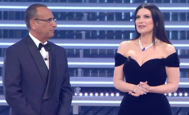 Sanremo 2026, scaletta ufficiale della serata cover del Festival: ordine di uscita e orari dei duetti