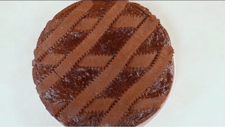 Pastiera al cioccolato: la ricetta e i consigli per preparare il gustoso dolce