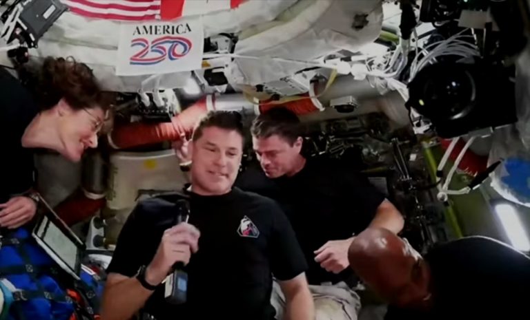 Artemis II, stanotte è previsto il rientro della capsula Orion: ecco dove seguire l’evento in diretta