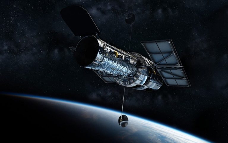 Scoperti puntini nel cielo che si spostano rapidamente: la spiegazione degli scienziati