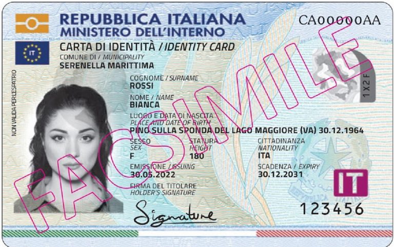 Carta d’identità, dal 3 agosto 2026 quella cartacea non sarà più valida: come richiedere la CIE per sostituirla