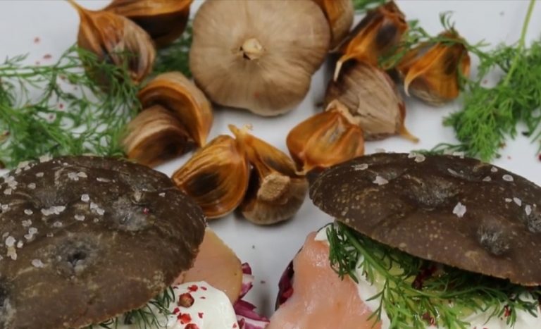 Aglio nero, perchè fa bene alla salute e quali sono le caratteristiche