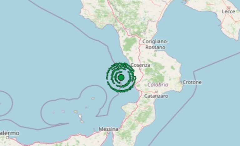 Terremoto oggi, martedì 2 giugno 2026: scossa M 6.2 al largo della Costa Calabra nord occidentale, avvertita al Sud Italia