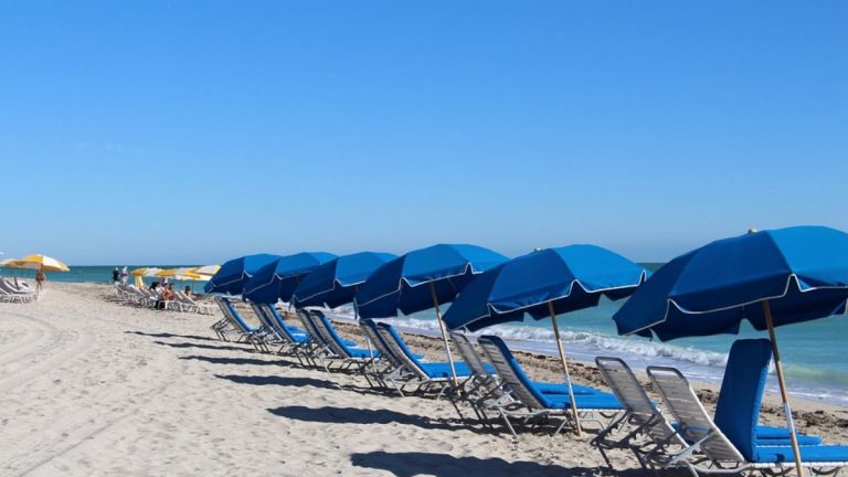 Spiagge, qual è la classifica dalla più economica alla più costosa in Italia