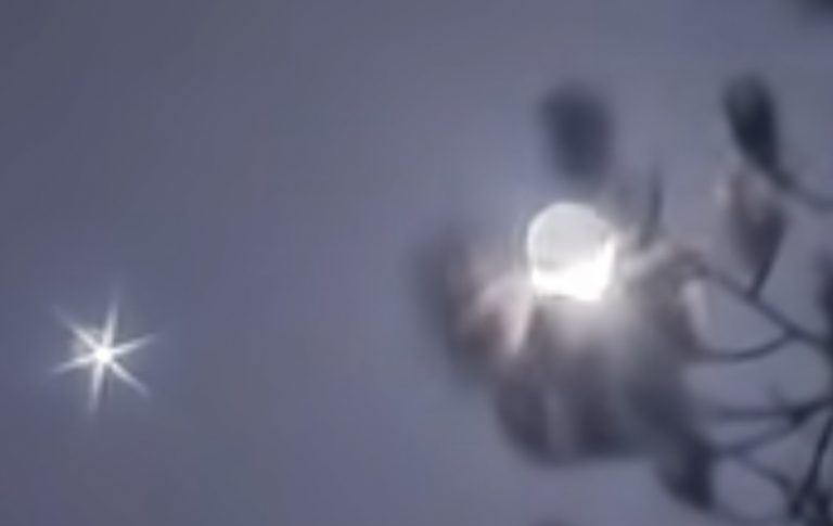 Stasera spettacolare bacio della Luna a Venere con allineamento visibile ad occhio nudo: a che ora e come vederlo