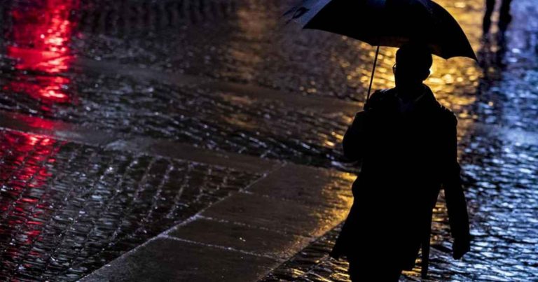 Meteo – Maltempo in azione su parte del Paese con piogge e possibili temporali in arrivo anche nelle prossime ore