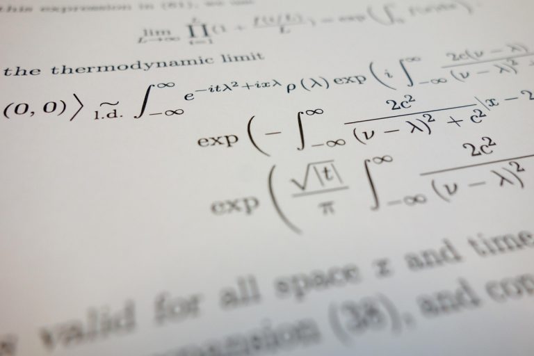 L’IA risolve uno dei sette problemi matematici più complessi in assoluto: l’annuncio trionfale di OpenAI